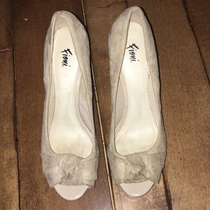 Fioni Suede Heels Size 7.5